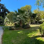 Hacienda - Primera Linea De Playa, Piscinas Y Jardines Tropicales Apartment Estepona