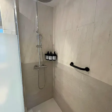 Appartamento Hacienda - Primera Linea De Playa, Piscinas Y Jardines Tropicales *