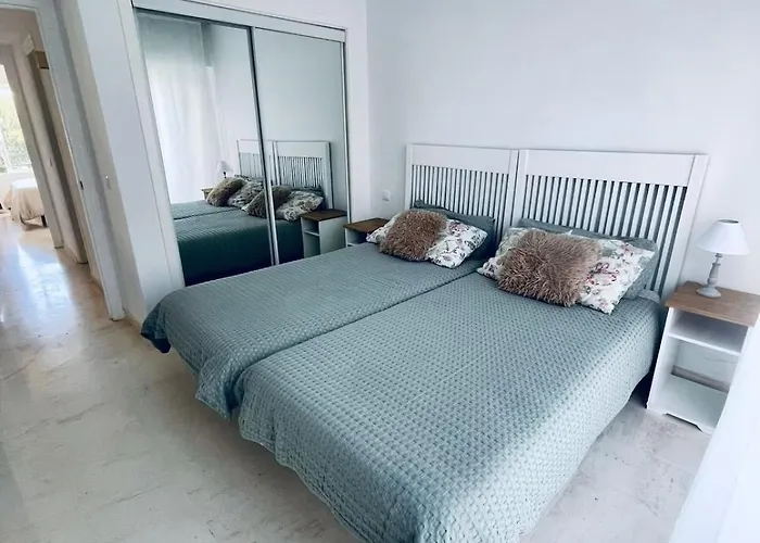 Brisa Del Mar, Pool & * 에스테포나